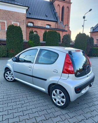 Peugeot 107 cena 13900 przebieg: 122100, rok produkcji 2011 z Szczawno-Zdrój małe 497